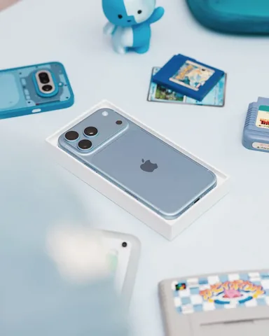 bytereview Instagram post about IPhone color preference