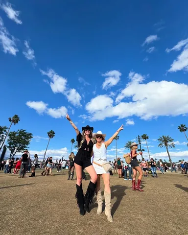 caitfraser Instagram post about Stagecoach music festival