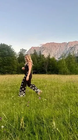 caitfraser Instagram post about Schloss Elmau wellness retreat