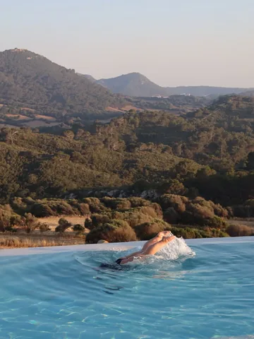 calliethorpe Instagram post about Menorca hotel