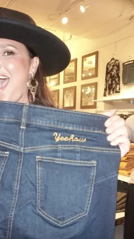 Candice Huffine Instagram post thumbnail