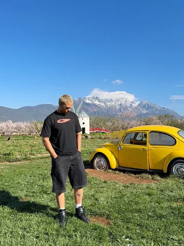 canoopsy Instagram post about China travel video