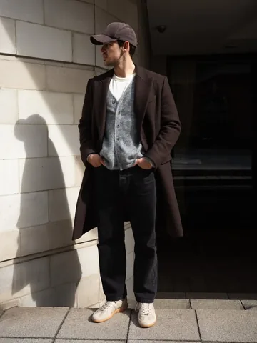 cantimagineit Instagram post about Layering for changeable weather