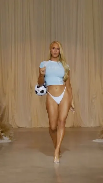 carmen_carrera Instagram post about Fashion show appearance