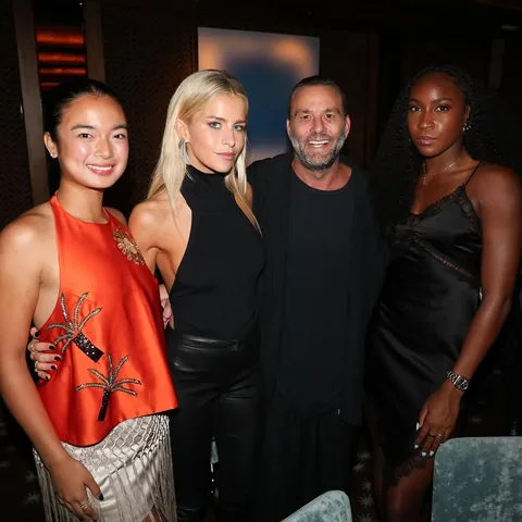 carodaur Instagram post about Social event