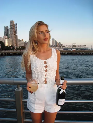 carodaur Instagram post about Champagne promotion
