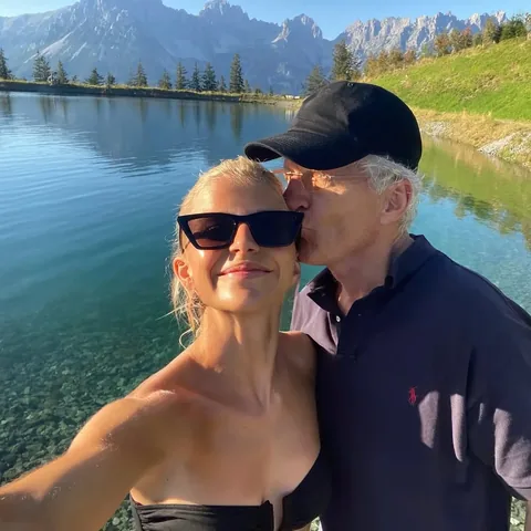 carodaur Instagram post about Family tribute