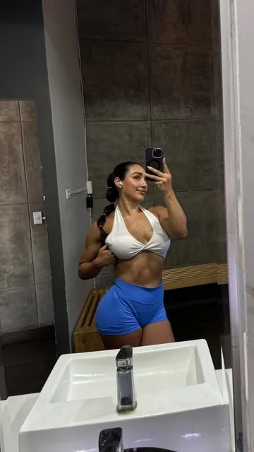 carol.cossio15 Instagram post about Humor sobre fitness