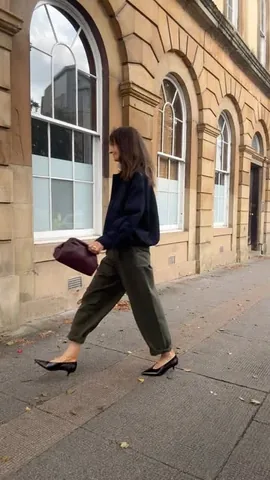 carolinesstylehacks Instagram post about Autumn outfit