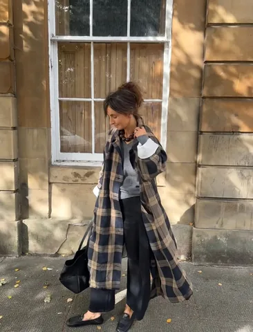 Caroline Cook Instagram post thumbnail