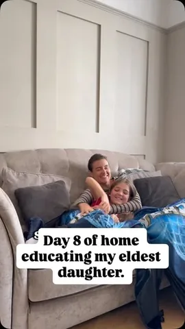 chantellechamps Instagram post about Home education