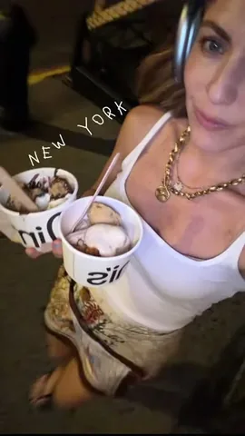 chantellepaige Instagram post about New York City guide