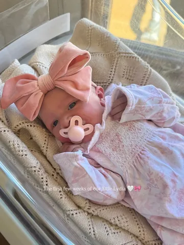 charityjewellwalter Instagram post about Newborn family life