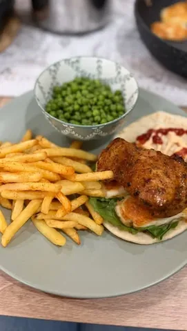 charltaylor Instagram post about Nando’s style fakeaway dinner