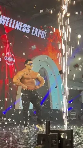 chul_soon Instagram post about Bodybuilding guest posing