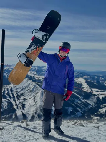 cizzorz Instagram post about Mountain lifestyle