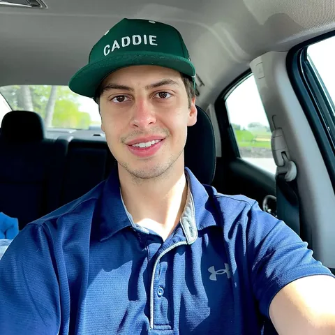 cizzorz Instagram post about Golf season