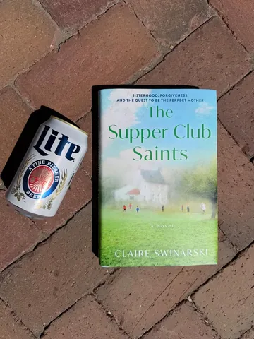 claireswinarski Instagram post about Reader appreciation