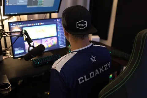 cloakzy Instagram post about Esports organization announcement