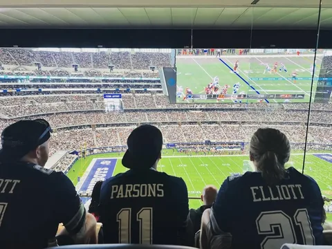 cloakzy Instagram post about Sports fandom