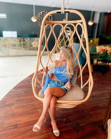 coastal_blonde Instagram post about Playa del Carmen vacation outfits
