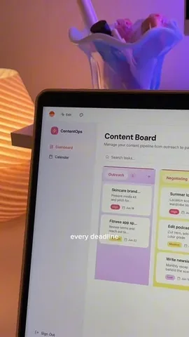 compskyy Instagram post about AI built business dashboard