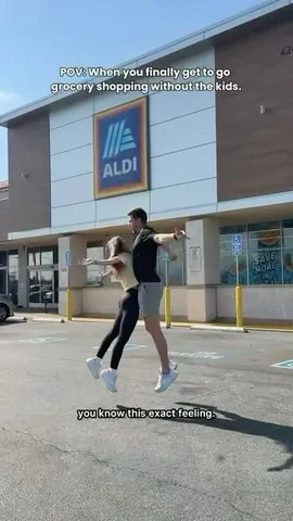 coreybrooks Instagram post about ALDI grocery shopping