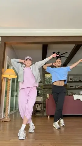 cost_n_mayor Instagram post about Dance performance