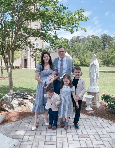 cradlecatholicmom Instagram post about Easter joy amid suffering
