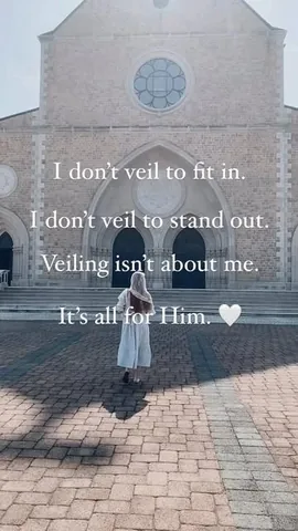 cradlecatholicmom Instagram post about Catholic veiling