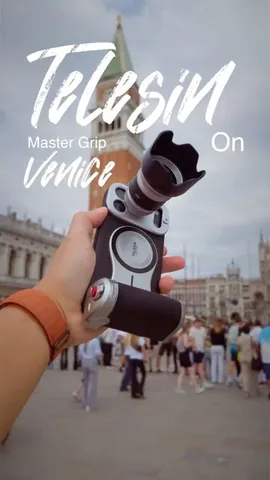 cristiano_tech Instagram post about Accessori fotografici per iPhone