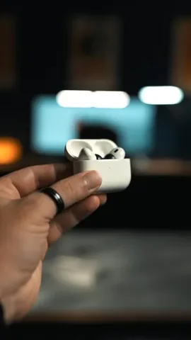 cristiano_tech Instagram post about Accessori e consigli per AirPods Pro