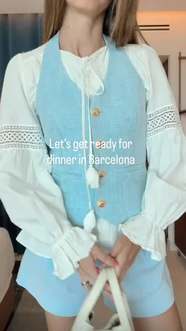 crucitacampean Instagram post about Barcelona vacation outfit