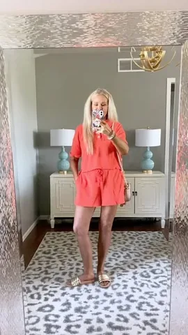 dailydoseofstylesg Instagram post about Summer fashion
