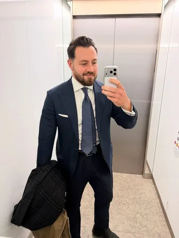 dailytouchofclass Instagram post about Work travel