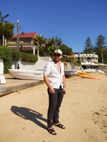 dailytouchofclass Instagram post about Return to Australia