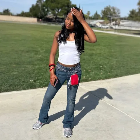dancing_divaaaa Instagram post about Family