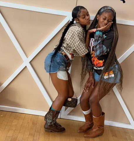 dancing_divaaaa Instagram post about Friendship and family