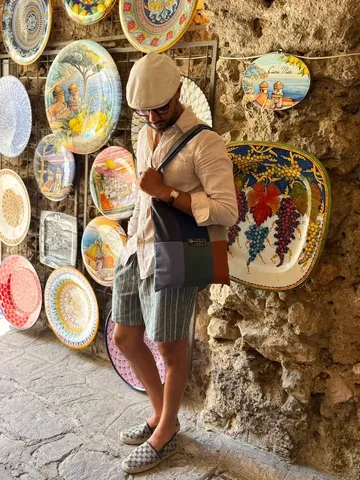 dapper_rav Instagram post about Amalfi Coast scenery