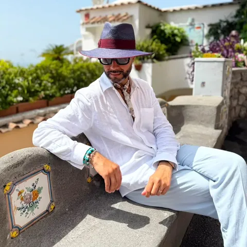 dapper_rav Instagram post about Positano scenery