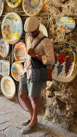 dapper_rav Instagram post about Linen caps