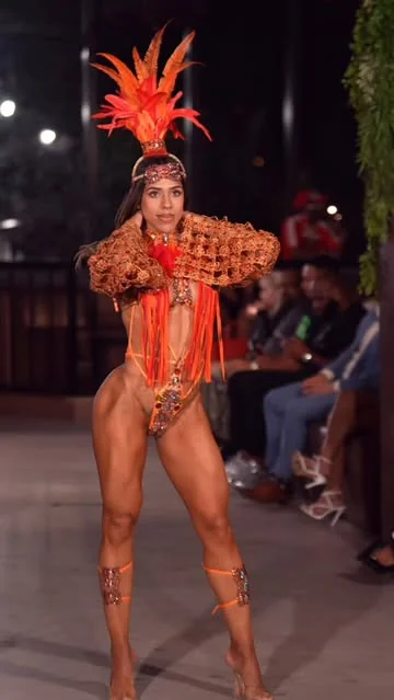 daraliz.c Instagram post about Art Basel fashion