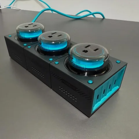 dave2d Instagram post about Power accessories