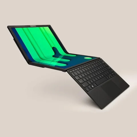 dave2d Instagram post about Foldable laptops