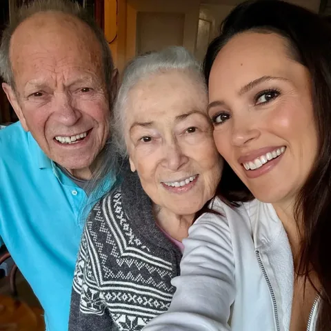 davinapotratz Instagram post about Family