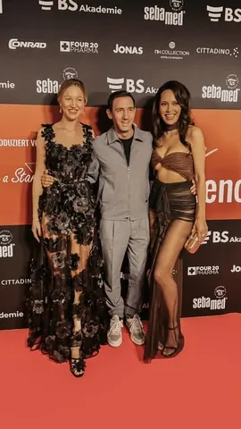 davinapotratz Instagram post about Inspirational speech