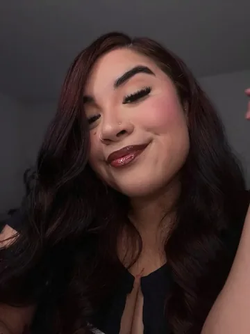 deafmuamimi Instagram post about Makeup