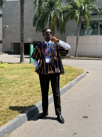 delppy1_ Instagram post about Gifted clothing