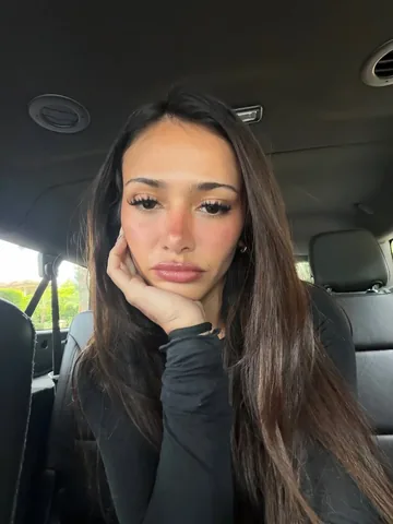 demisux Instagram post about Los Angeles trip