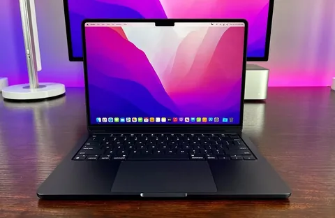detroitborg Instagram post about MacBook Air color